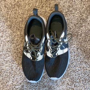 Army Green Nike Sneakers